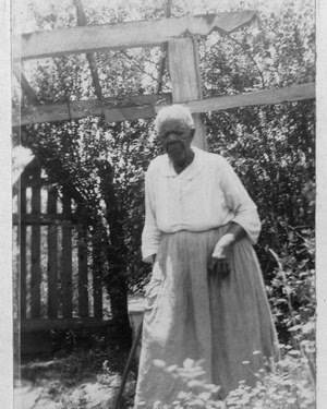 Portrait of Delia Owens