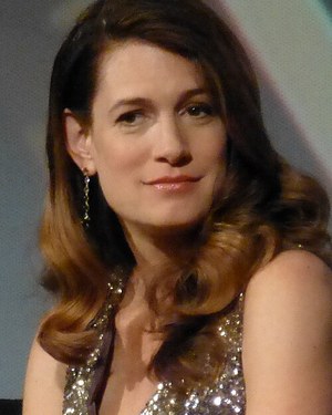 Portrait of Gillian Flynn