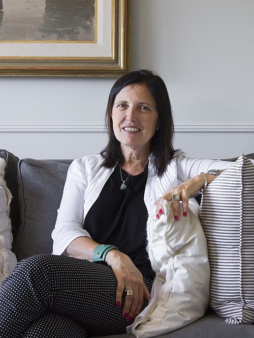 Portrait of Claudia Pineiro